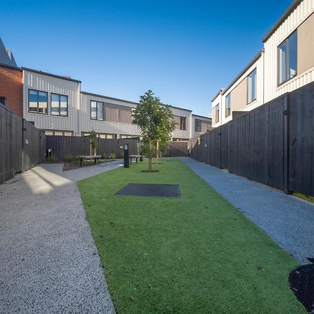 Modern Townhouse Close To City With Full Kitchen - Ellerslie Auckland Exteriör bild