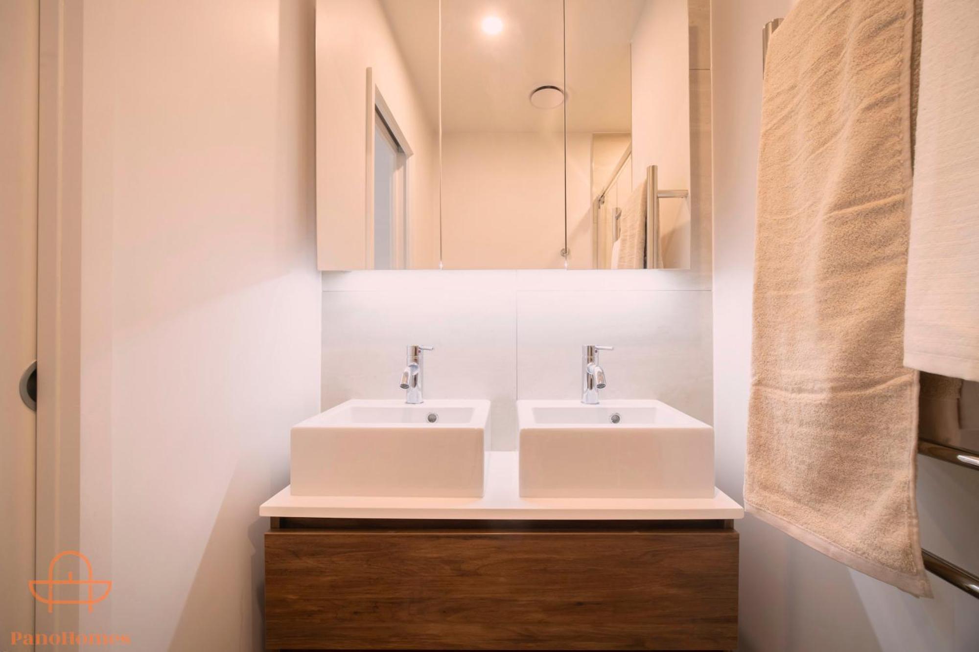 Modern Townhouse Close To City With Full Kitchen - Ellerslie Auckland Exteriör bild