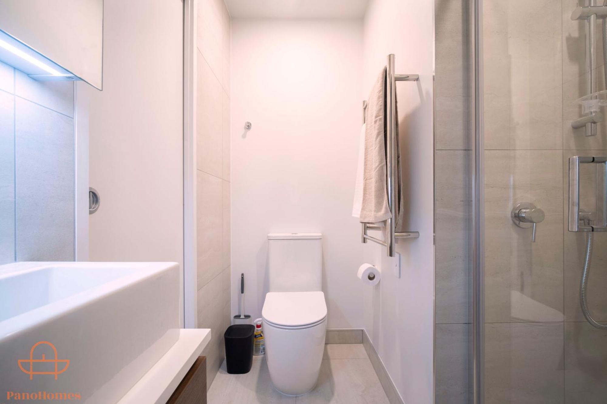 Modern Townhouse Close To City With Full Kitchen - Ellerslie Auckland Exteriör bild