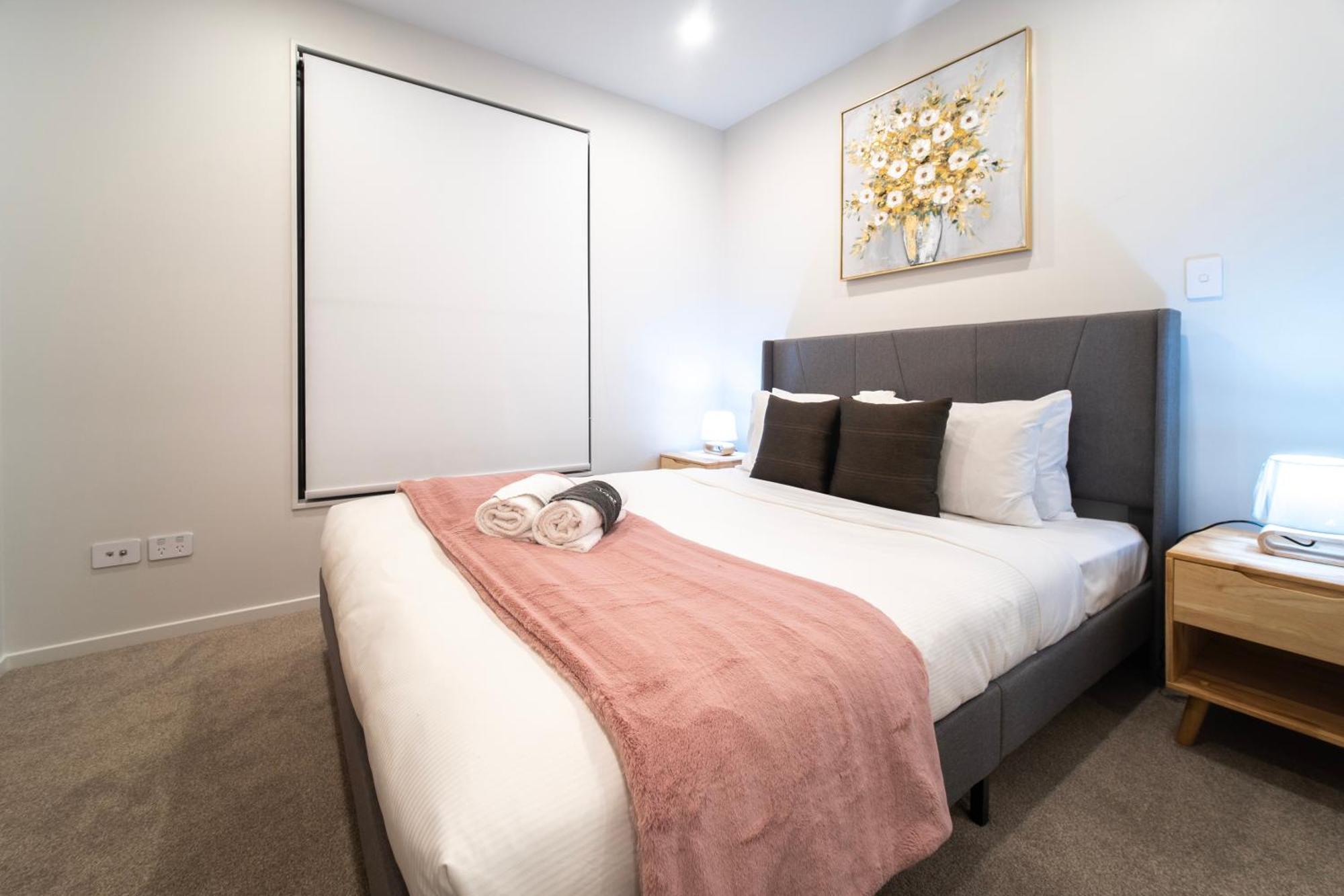 Modern Townhouse Close To City With Full Kitchen - Ellerslie Auckland Exteriör bild
